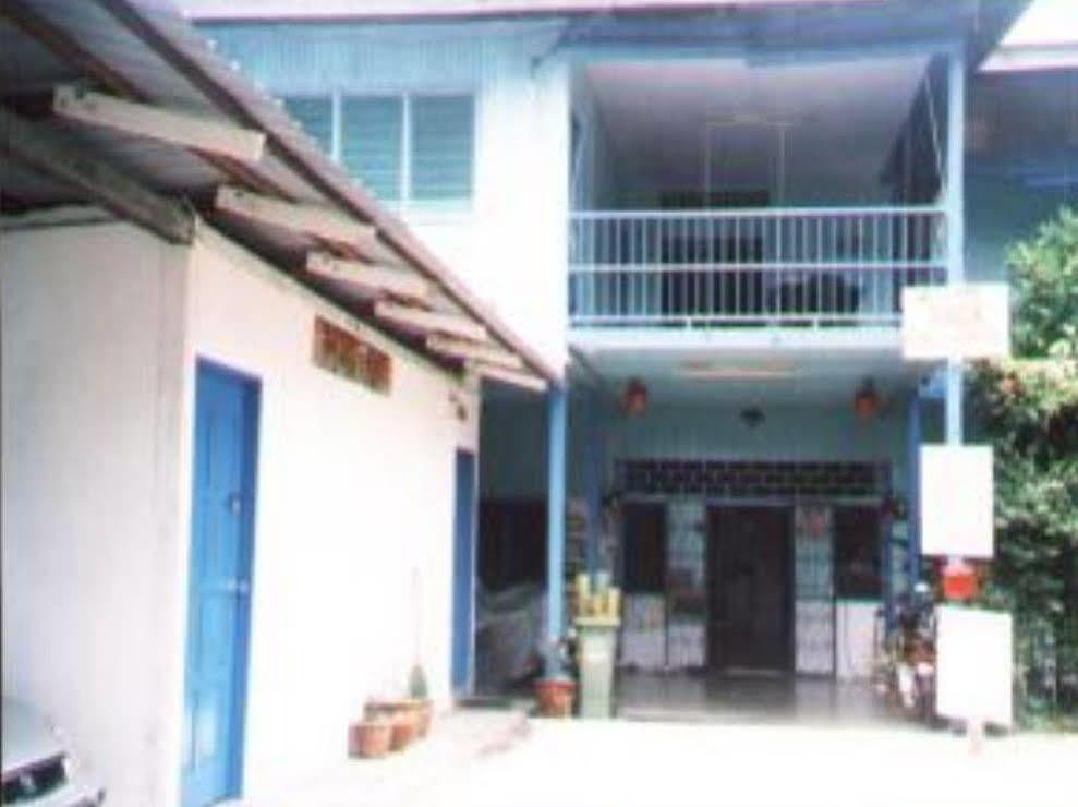Baba'S Guest House By The Sea Batu Ferringhi Esterno foto